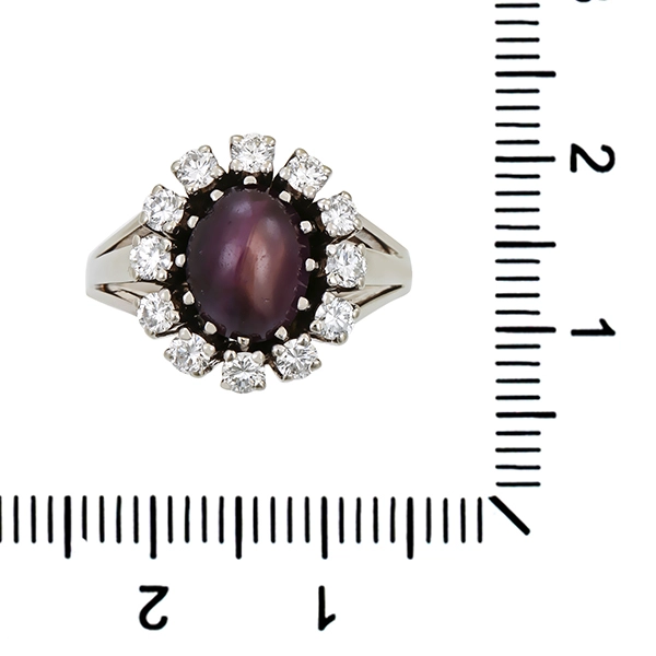 Ring, 18K, Weißgold, Korund, Brillanten