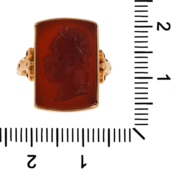 Ring, 18K, Gelbgold, Karneol Gemme, Antik