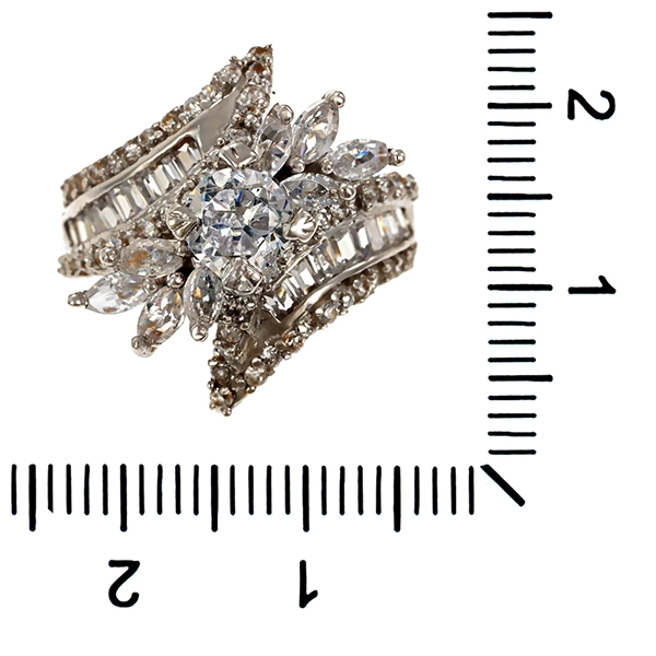 Ring, 18K, Weißgold rhodiniert, Zirkonia