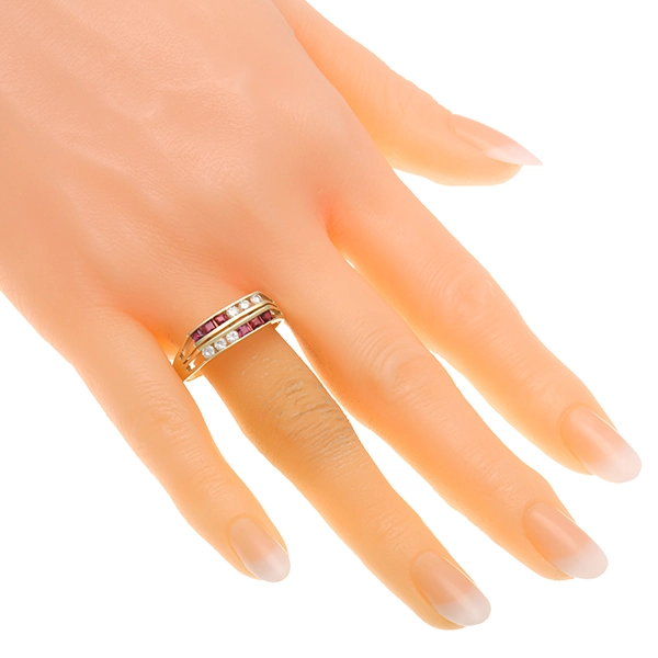 Ring, 14K, Gelbgold, Rubine, Brillanten