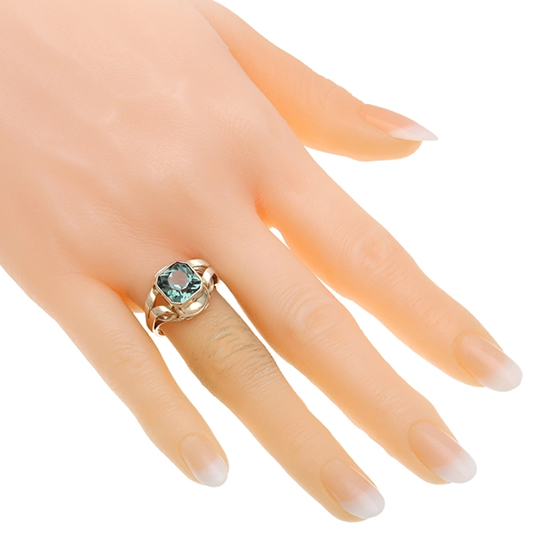 Ring, 8K, Gelbgold, synthetischer Spinell