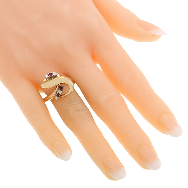 Ring, 18K, Gelb-/Weißgold, Rubine, Brillanten