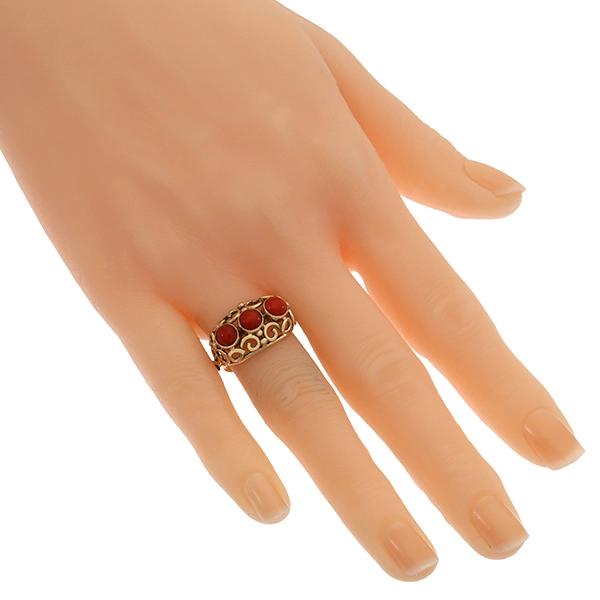 Ring, 14K, Gelbgold, Koralle