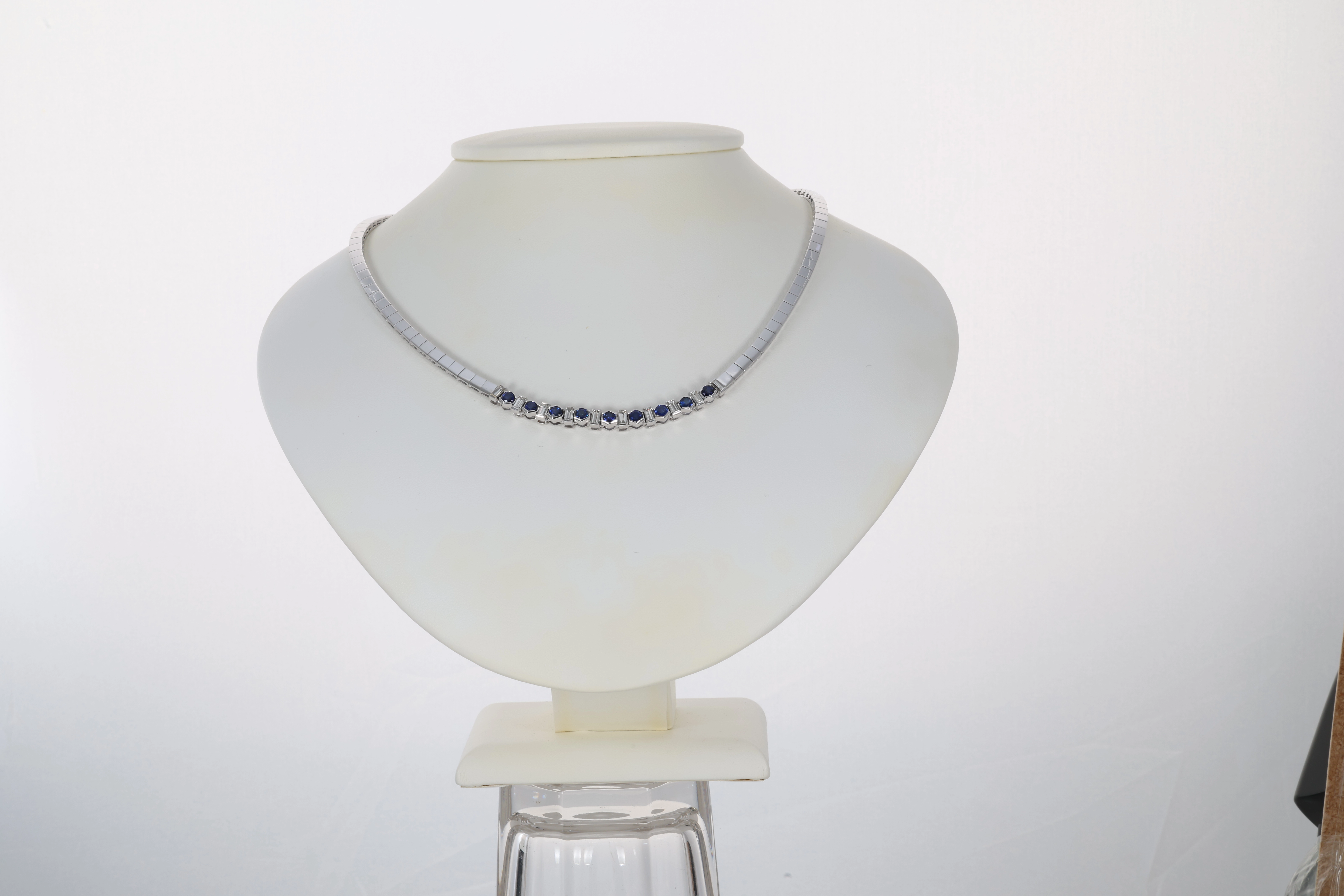 Collier, 18K, Weißgold, Saphir, Diamanten