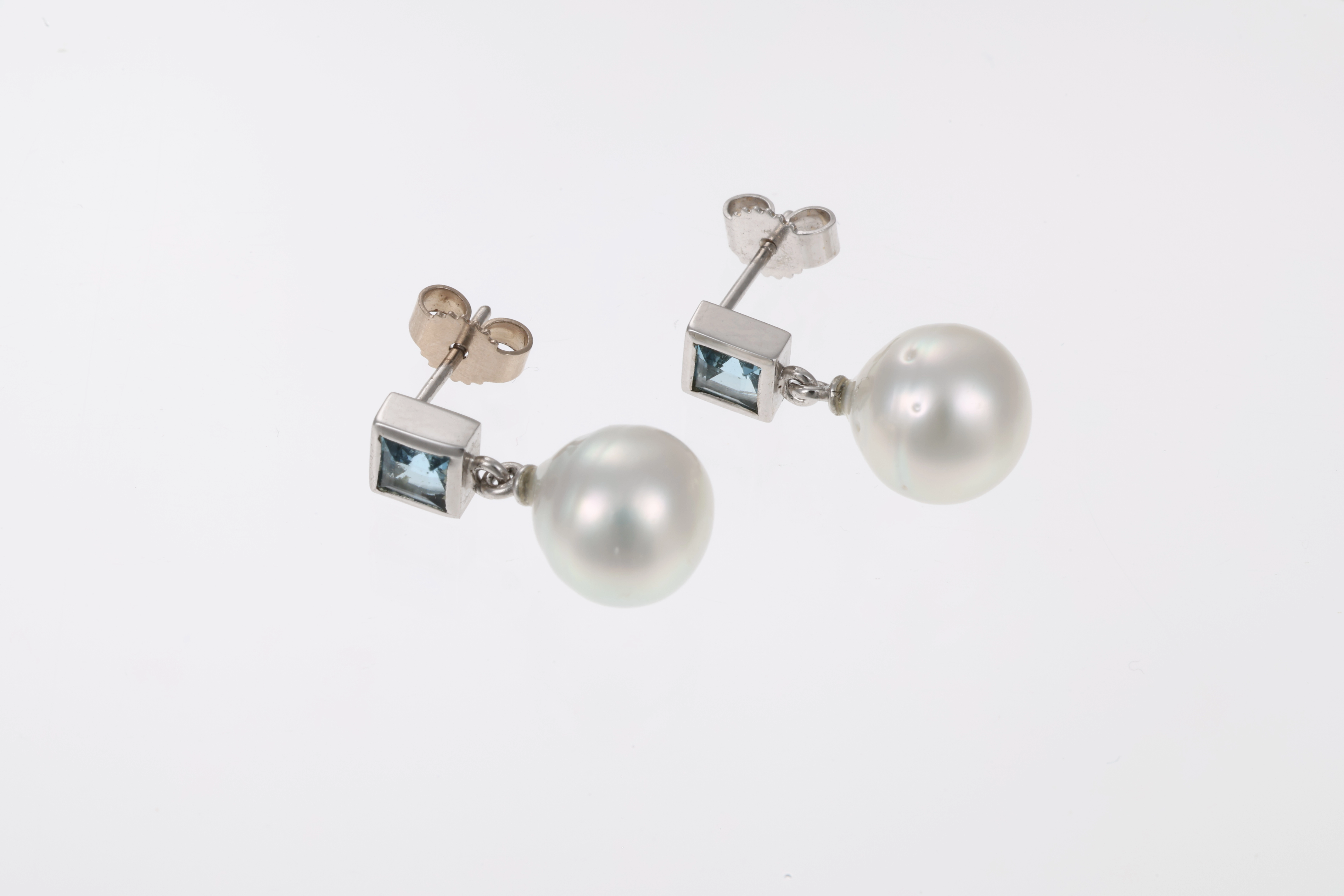 Steckhänger, 18K, Weißgold, Perle, Aquamarin