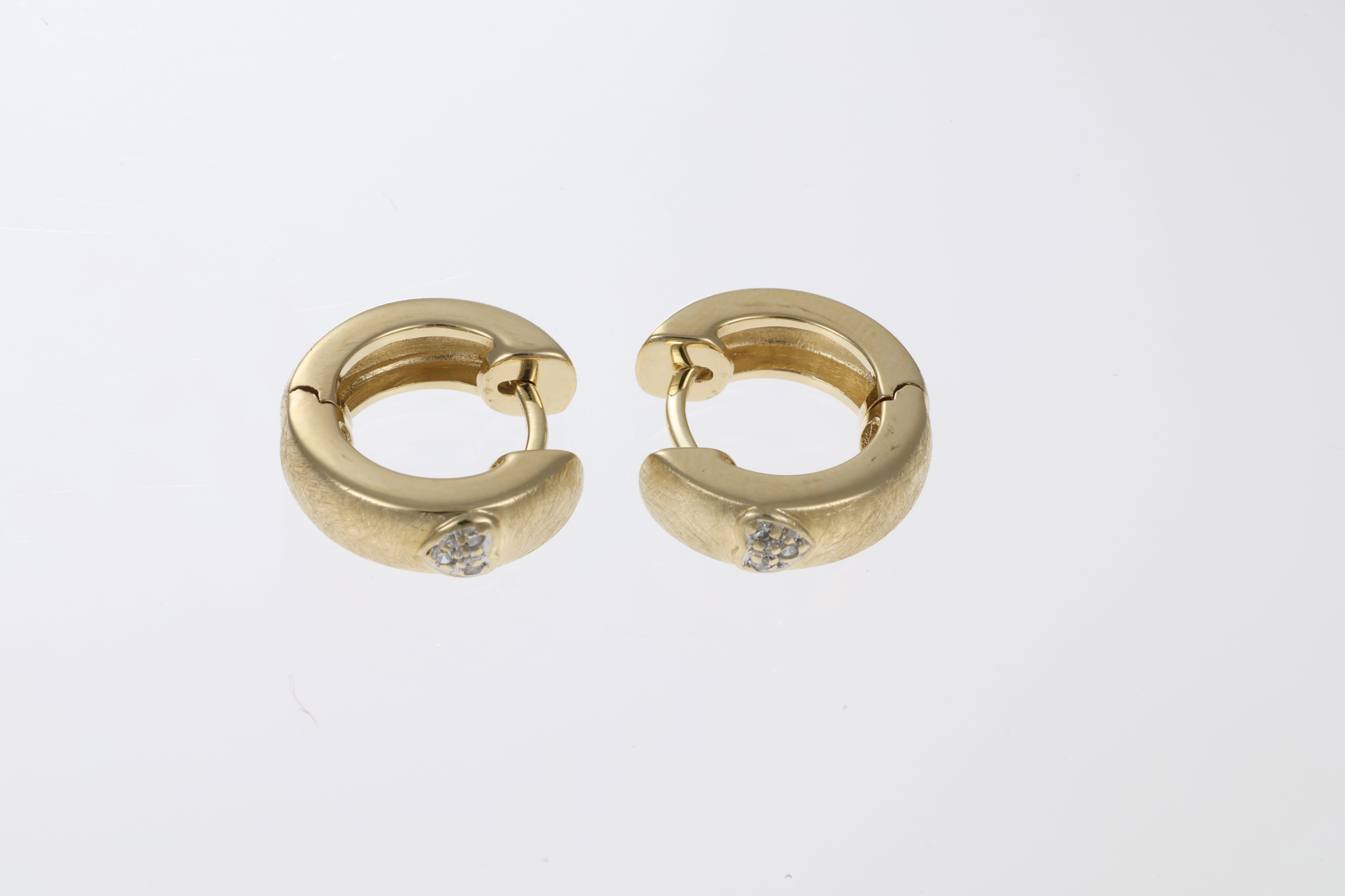Creolen, 14K, Gelbgold, Diamanten