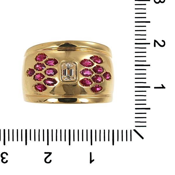 Ring, 18K, Gelbgold, Diamant, Rubine