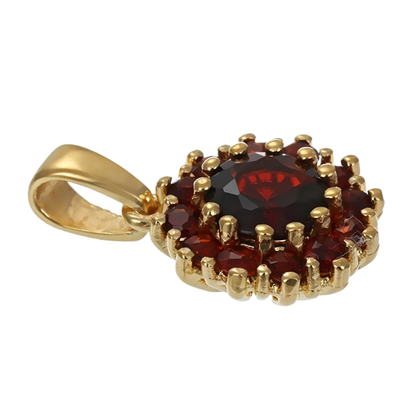 Anhänger. 9K, Gelbgold, Granat