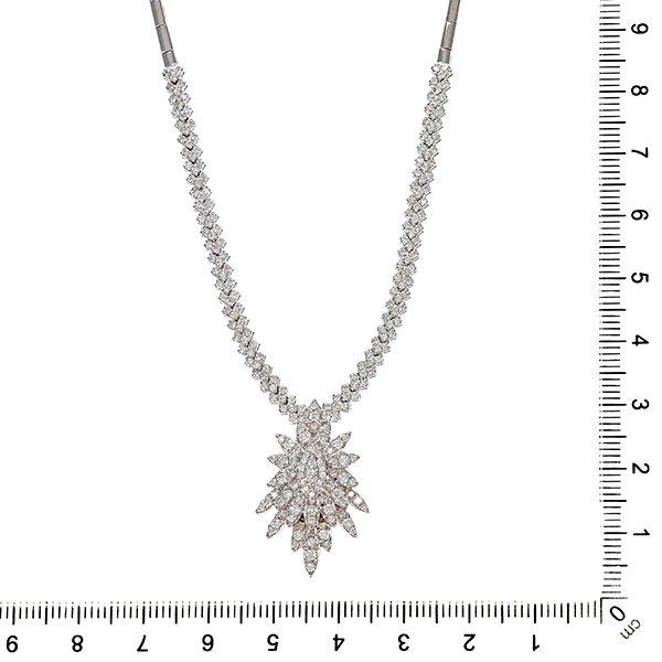 Collier, 18K, Weißgold, Brillanten 2,70 ct