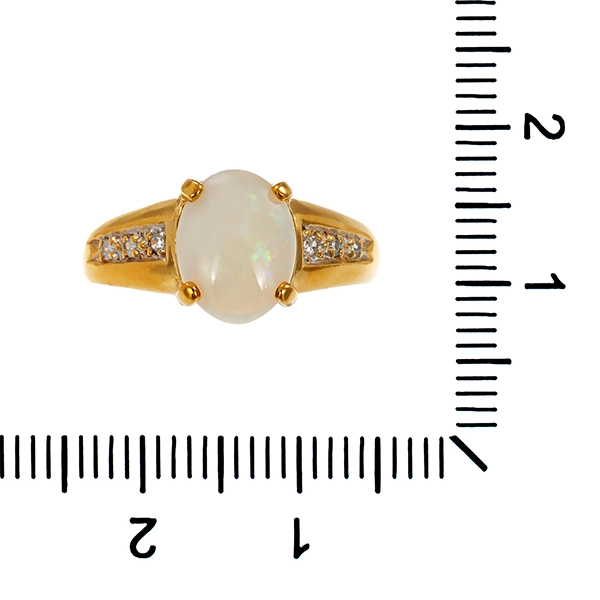 Ring, 8K, Gelbgold, Opal, Diamanten