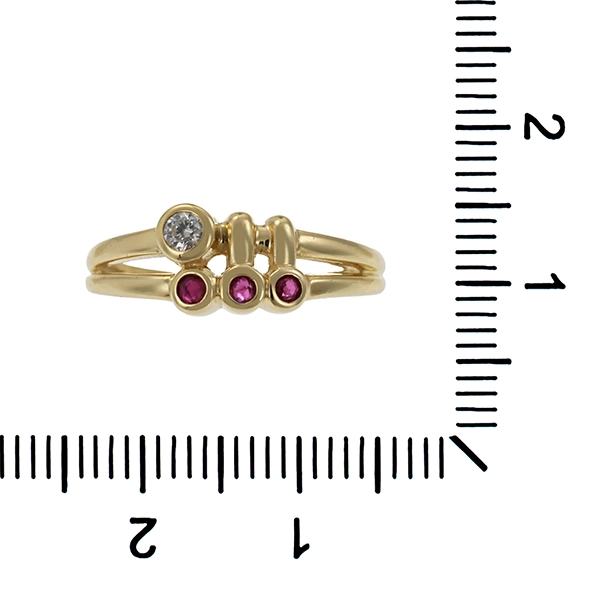 Ring, 8K, Gelbgold, Zirkonia , Rubine