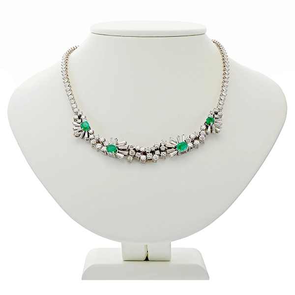 Collier, 950 Pt, Brillanten, Diamanten, Smaragde