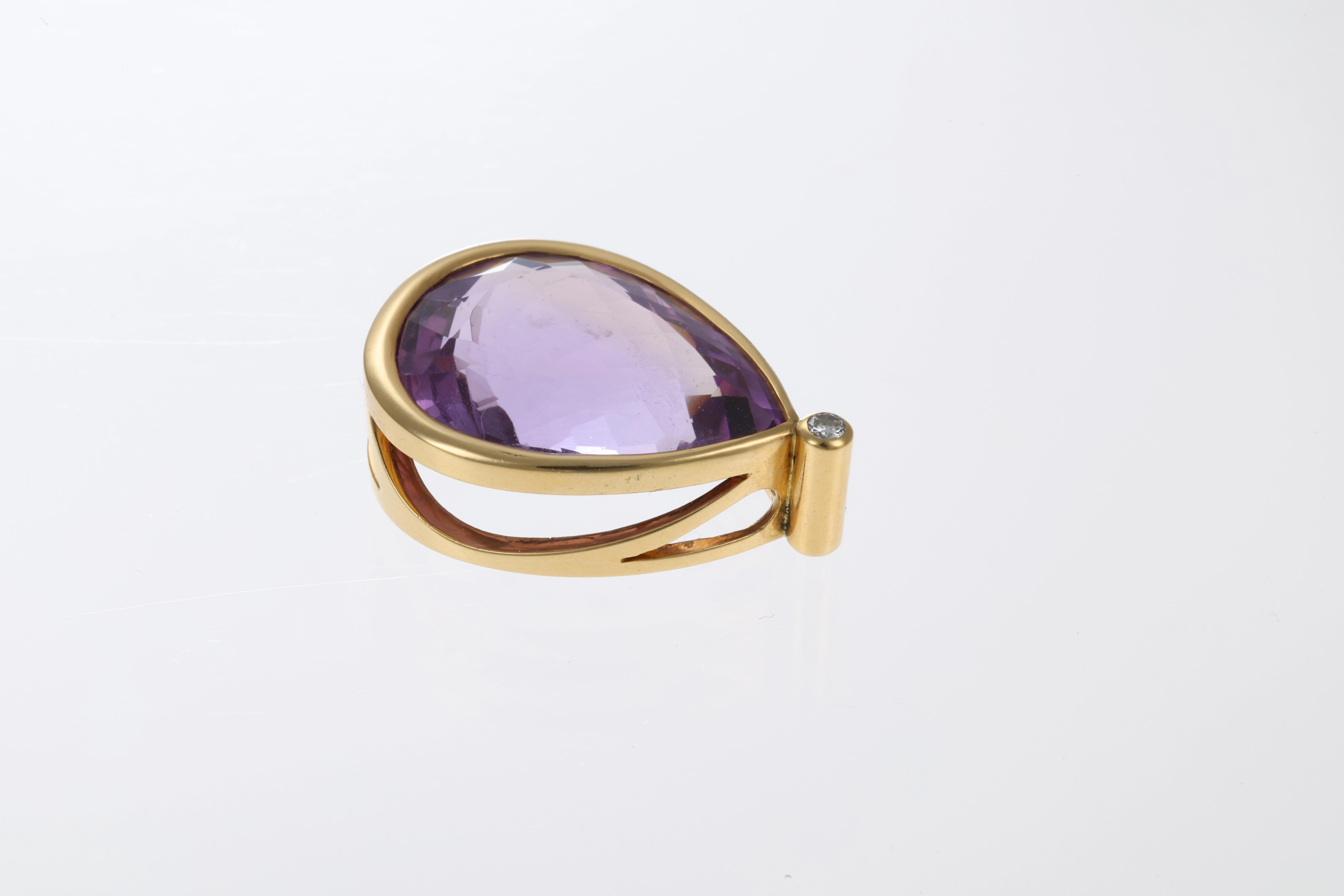 Anhänger, 18K, Gelbgold, Amethyst, Brillant