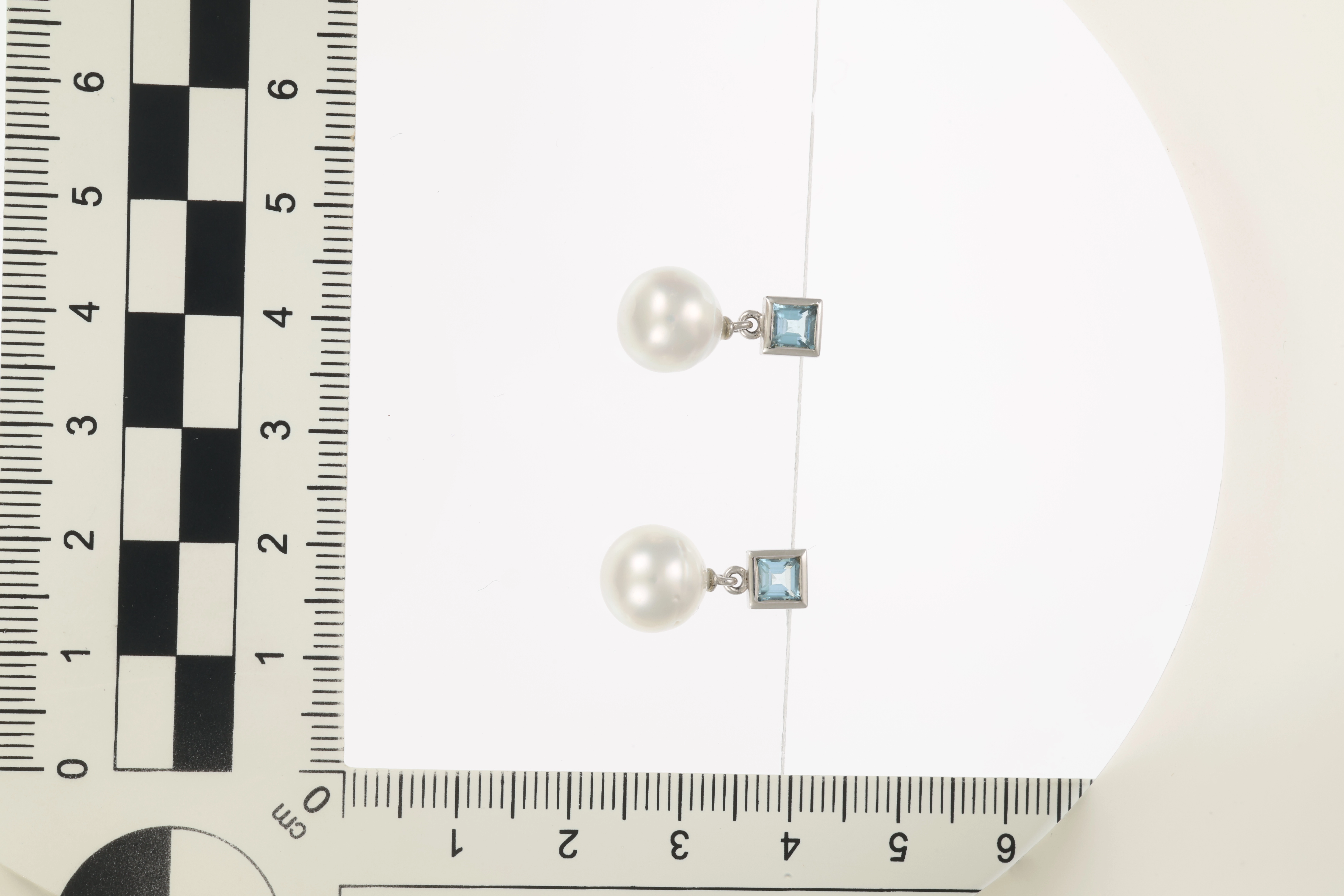 Steckhänger, 18K, Weißgold, Perle, Aquamarin