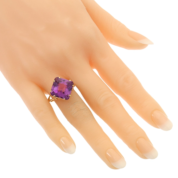 Ring, 18K, Gelbgold, synth. Korund