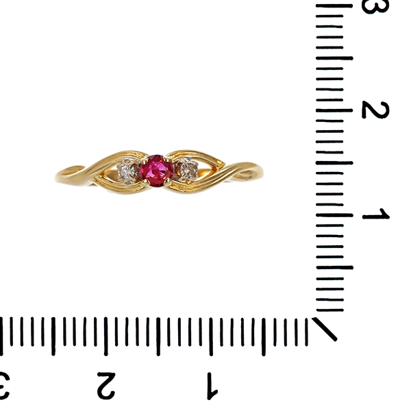 Ring, 8K, Gelbgold, Diamanten, Rubin