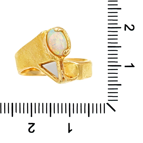 Ring, 18K, Gelbgold, Opal