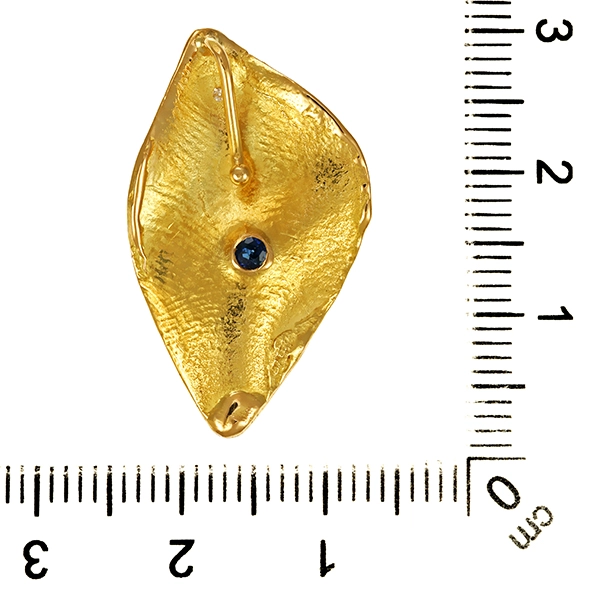 Anhänger, 18K, Gelbgold, Saphir, Brillanten, Blatt