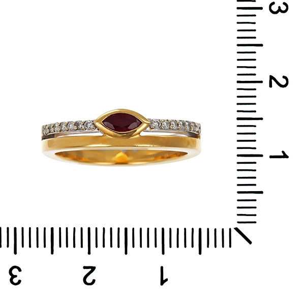 Ring, 18K, Gelbgold, Brillanten, Rubin